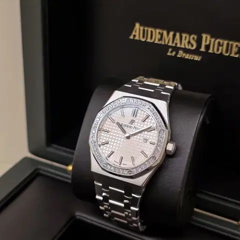 오데마피게 로얄오크 33mm 스틸 67651ST 화이트 다이아 25년식