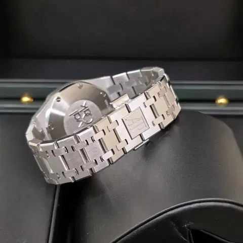오데마피게 로얄오크 33mm 스틸 67651ST 화이트 다이아 25년식