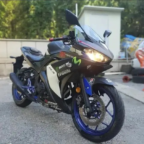 R3 2017년식 관리 잘 된 실키로수 바이크 판매합니다.