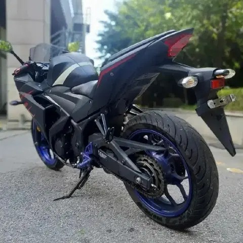 R3 2017년식 관리 잘 된 실키로수 바이크 판매합니다.