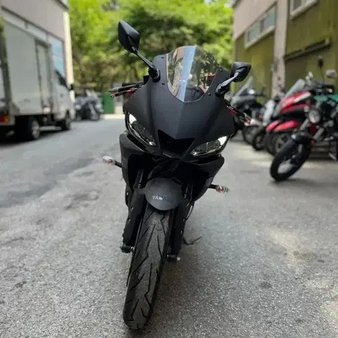 R3 2020년식  아크라포빅 구조변경 된 튜닝 바이크 판매합니다