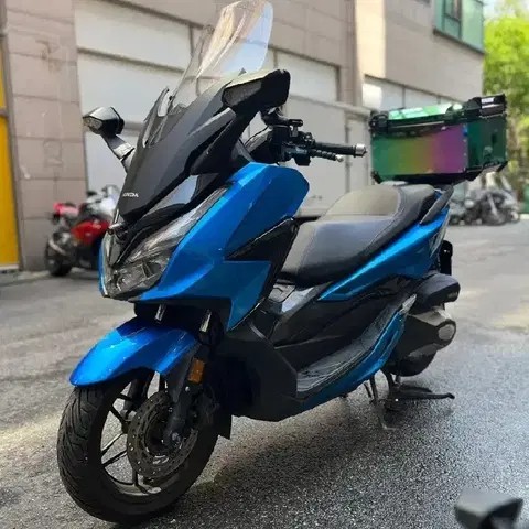 포르자350 2022년식 3.2만KM 판매합니다