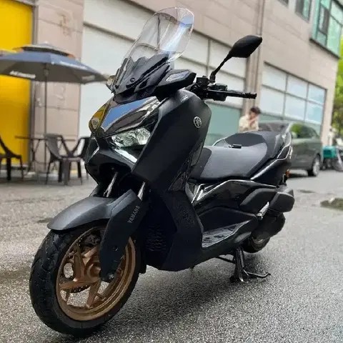 Xmax300 2024년식 2만KM 판매합니다