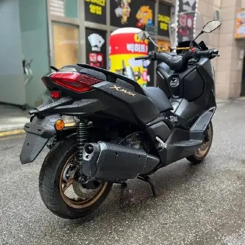 Xmax300 2024년식 2만KM 판매합니다