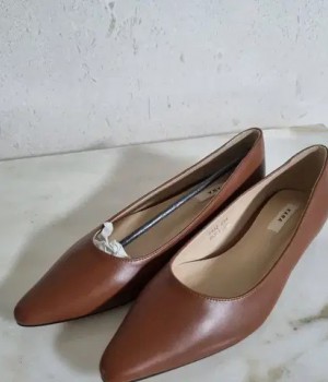 (새것) 카라  브라운 플랫 슈즈 .구두